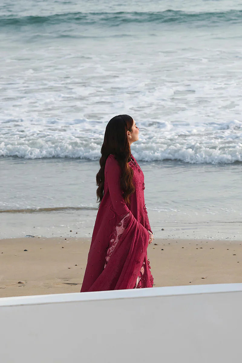 Coming Soon - Season’s Most Wanted Look 🌸