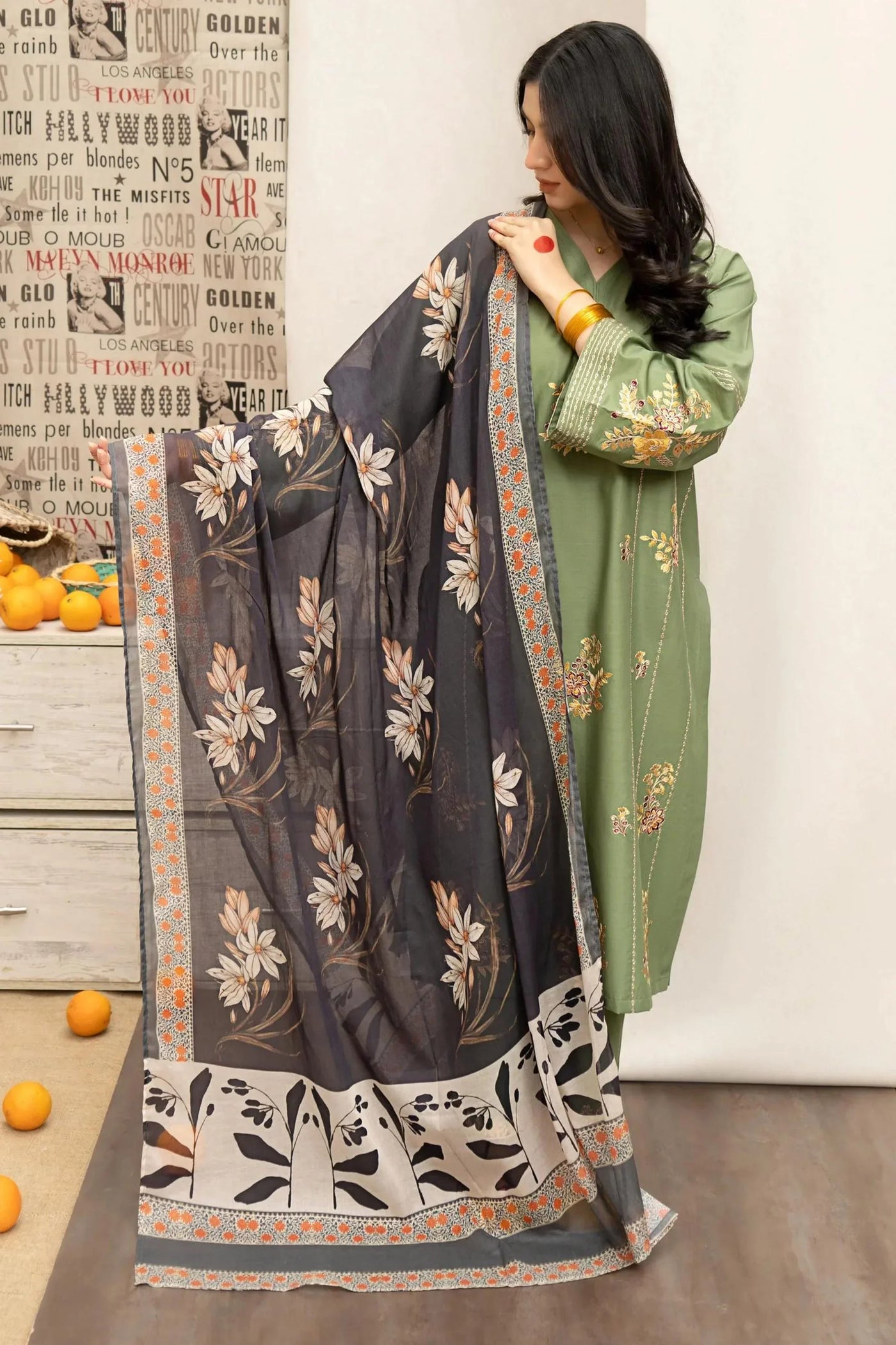 3PC EMBROIDERED COTTON SUIT - HH601