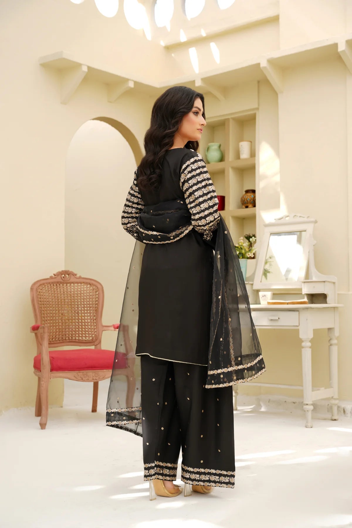 3 PC - EMBROIDERED DHANAK SUIT-HH56