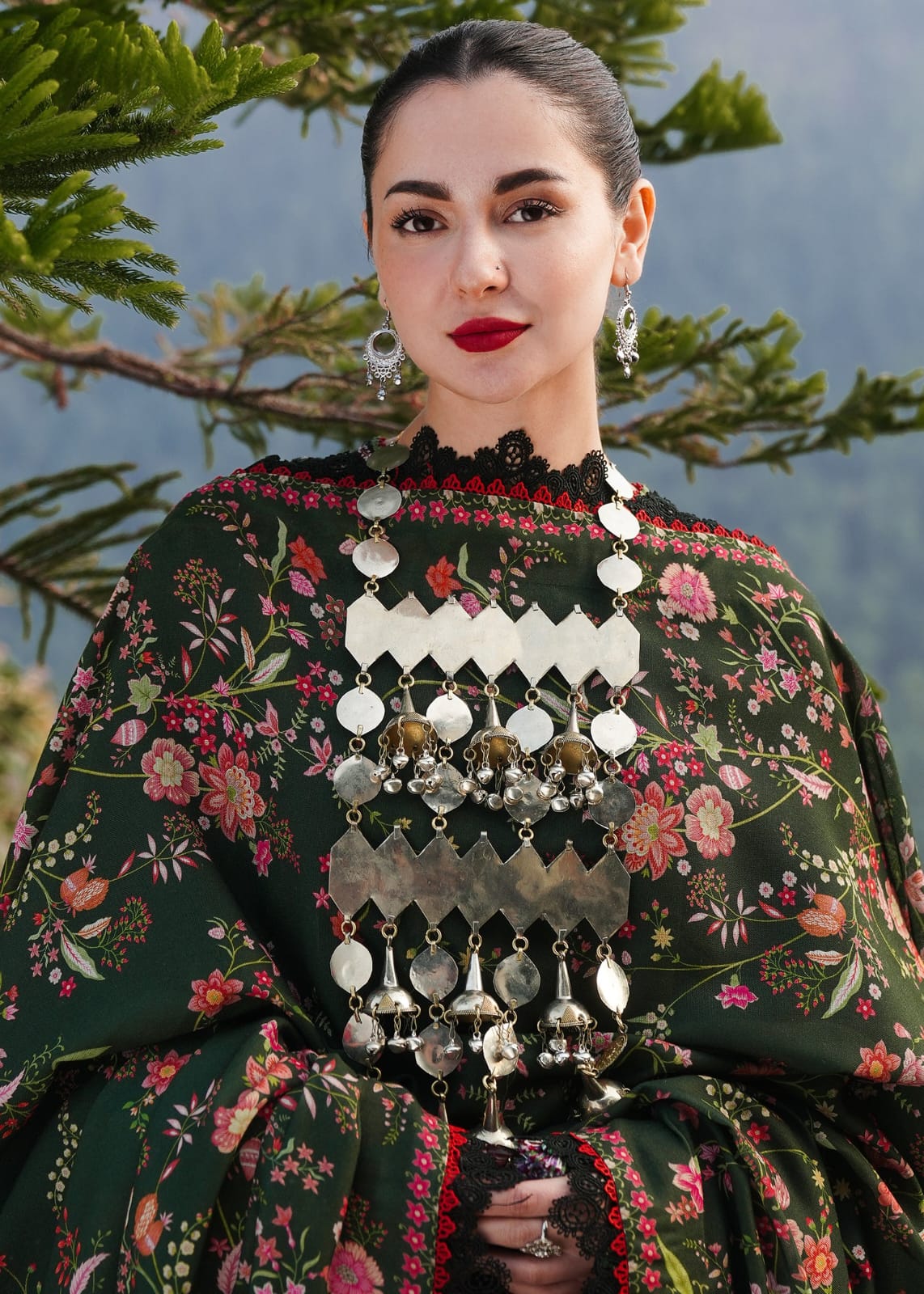 HUSSAIN REHAR - Premium Lawn – 3PC Suit - RR3013