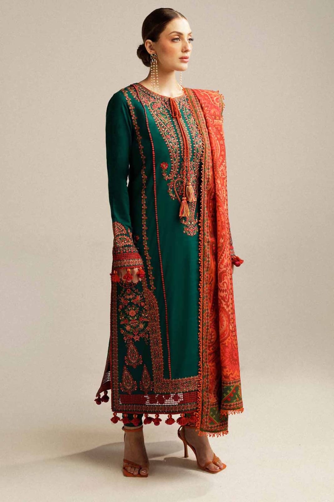 HUSSAIN REHAR - Premium Lawn 3PC Suit - RR3022