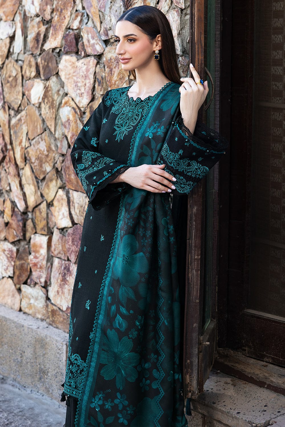 FARASHA - Premium Lawn 3PC Suit - RR3021