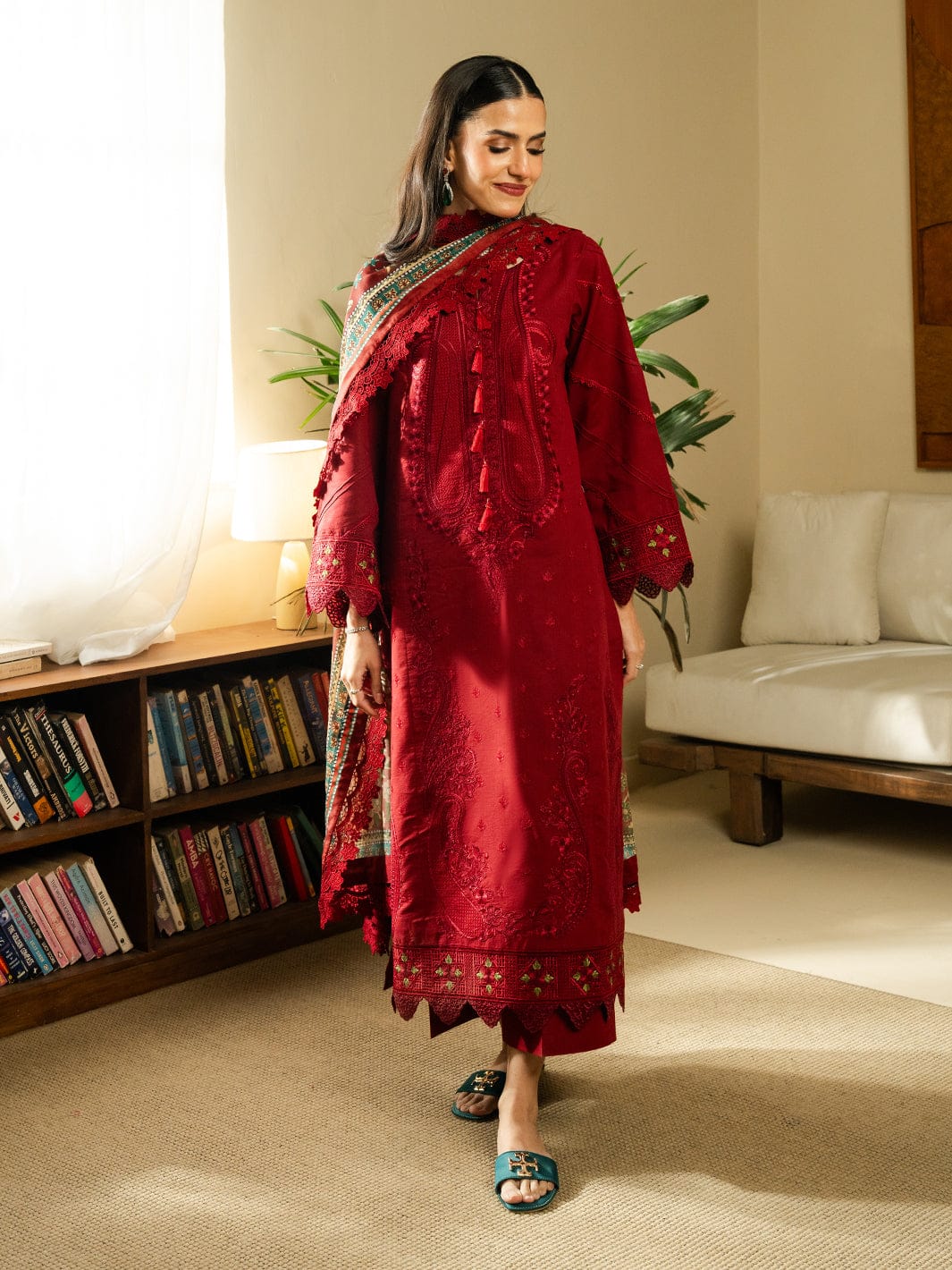 BAROQUE - Premium Lawn 3PC Suit- RR3024